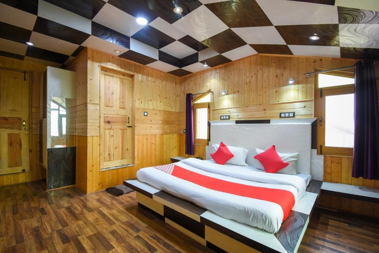 OYO 66476 Hotel Divine Kashmir Durgjan Exterior foto