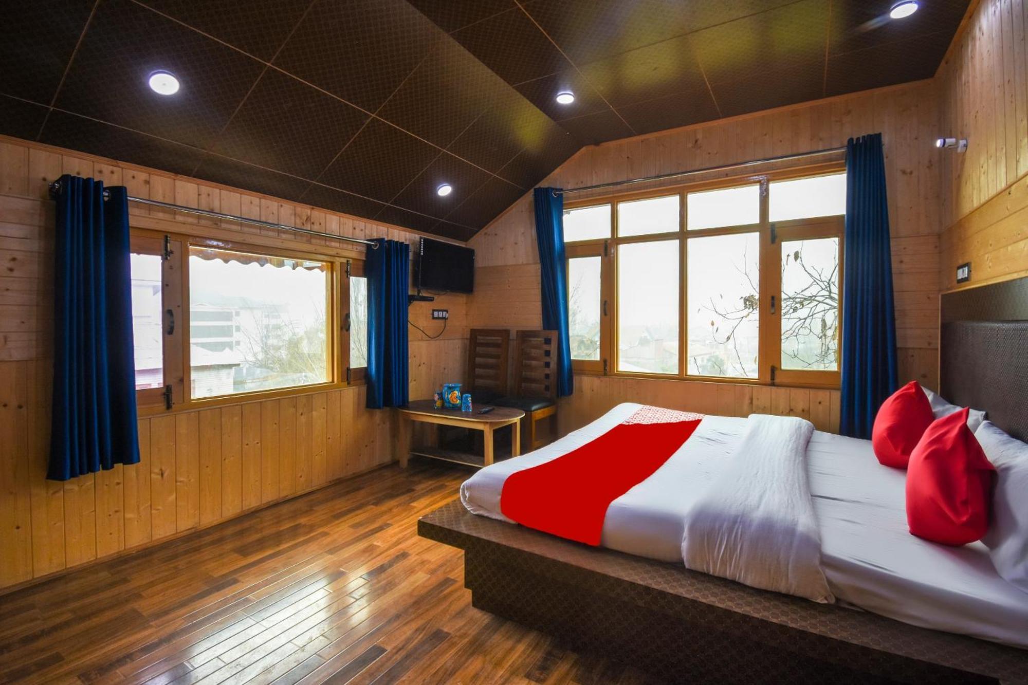 OYO 66476 Hotel Divine Kashmir Durgjan Exterior foto